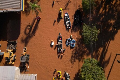 Inundação no bairro São João, em Porto Alegre